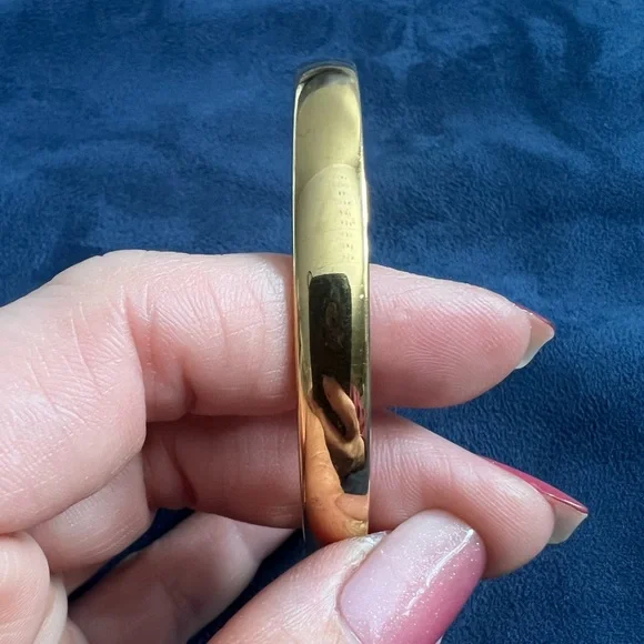 Monet Bangle - Picture 5 of 9